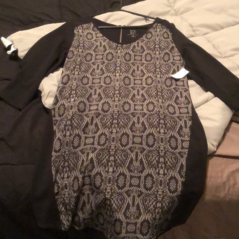 BNWT size M NY&C dress